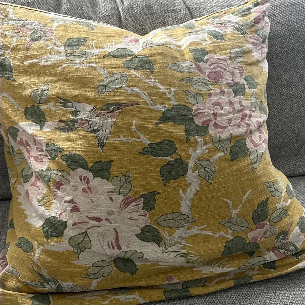 Pottery Barn Yellow Floral Accent Pillow,20x20 - Picture 1 of 4
